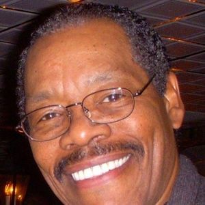 Meet your Posher, Raymond